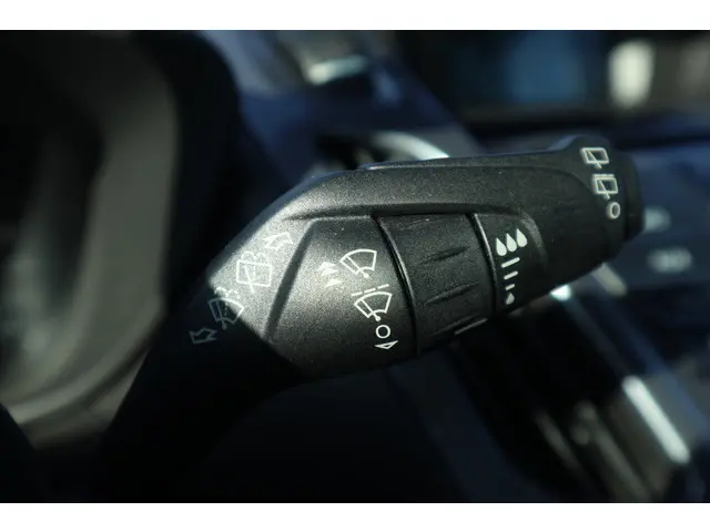 Ford Tourneo Connect Compact 1.0 Titanium 2015 Benzine 19