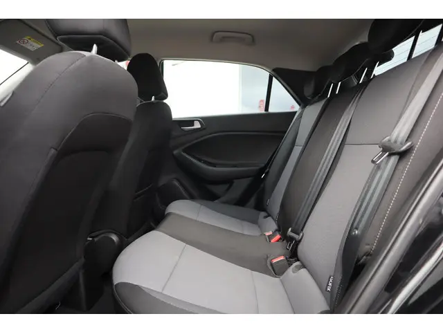 Hyundai i20 1.0 T-GDI COMFORT 2020 Benzine 6