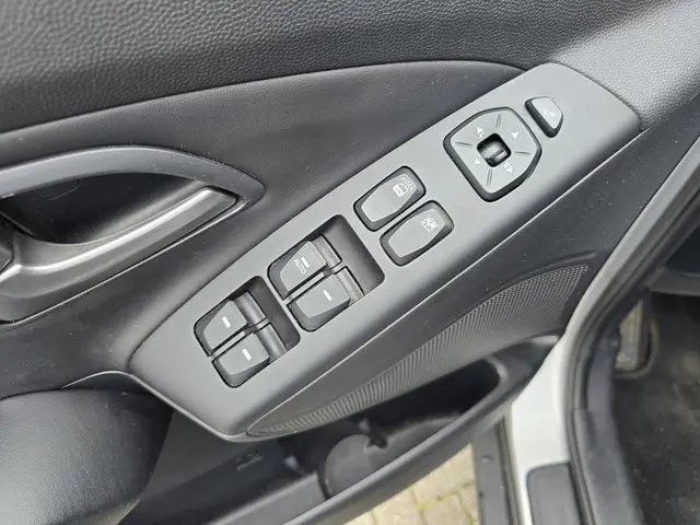 Hyundai ix35 2.0i i-Vision + trekhaak 2015 Benzine 11