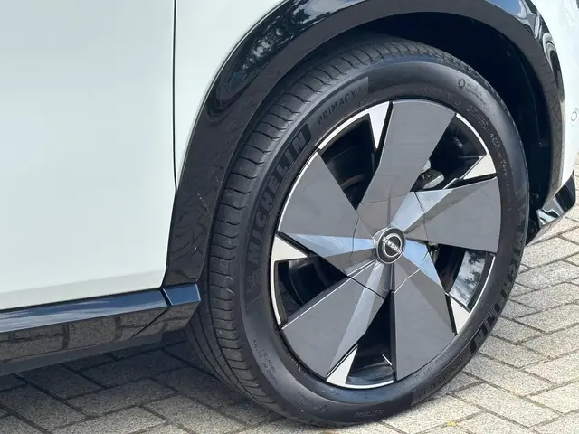 Nissan ARIYA Evolve 87 kWh 2024 Elektrisch 41