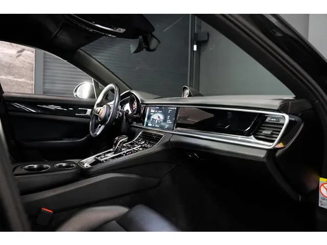 Porsche Panamera 2.9 4S 2017 Benzine 37