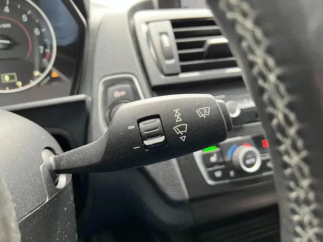 BMW 1 Serie 118i High Executive M-Pakket 2014 Benzine 11