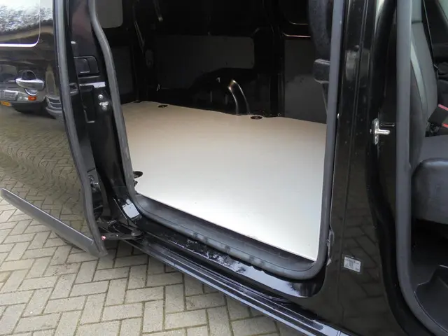 Opel Vivaro 2.0 CDTI L3H1 Edition Nette auto 2020 Diesel 19