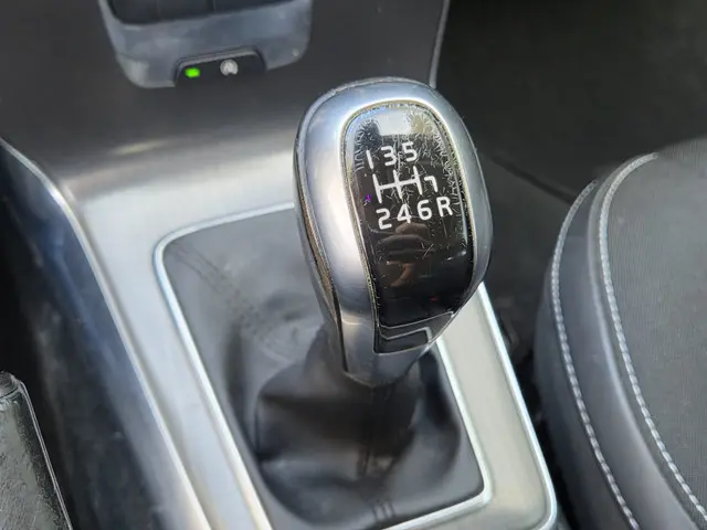 Volvo V40 2.0 D2 Momentum Business 2015 Diesel 29