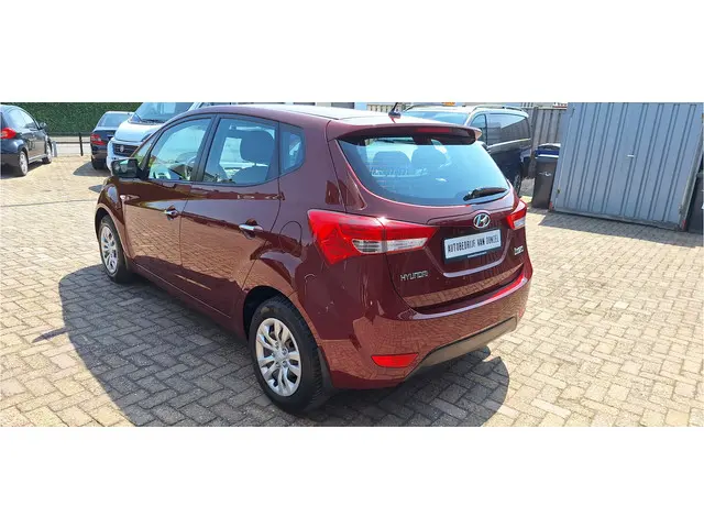 Hyundai ix20 1.6i Premium 2016 Benzine 9
