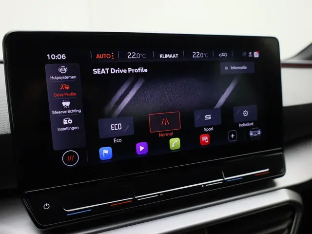 SEAT Leon Sportstourer 1.5eTSI/150PK FR DSG 2024 Benzine 10