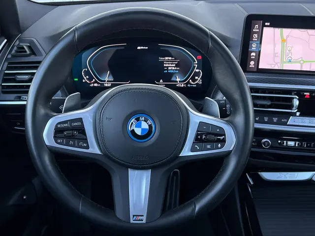 BMW X3 xDrive30e 2024 Hybride Benzine 9