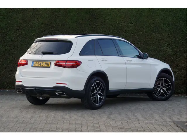 Mercedes-Benz GLC 2