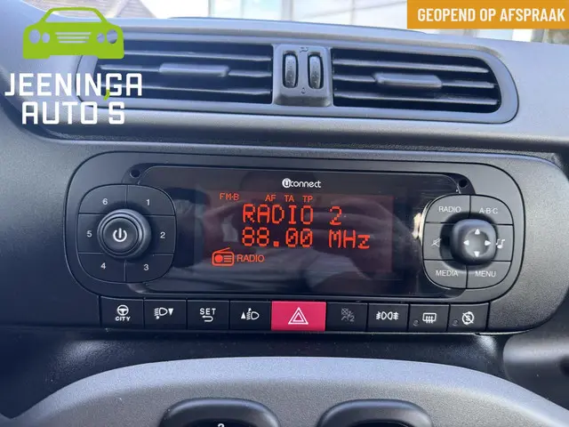 Fiat Panda Automaat ! Lounge 2017 Benzine 11
