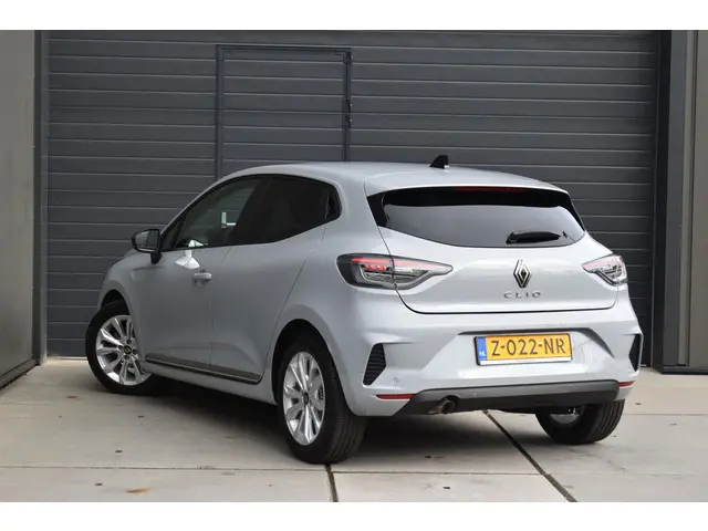 Renault Clio TCe 90 GPF evolution 2024 Benzine 9