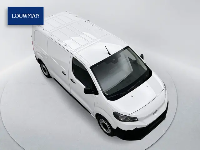 Toyota ProAce Worker 2.0 D-4D Challenger 2024 Diesel 33