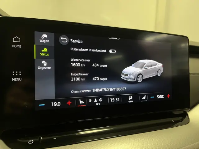 Škoda Octavia 1.0 e-TSI Sport Business 2022 Benzine 16