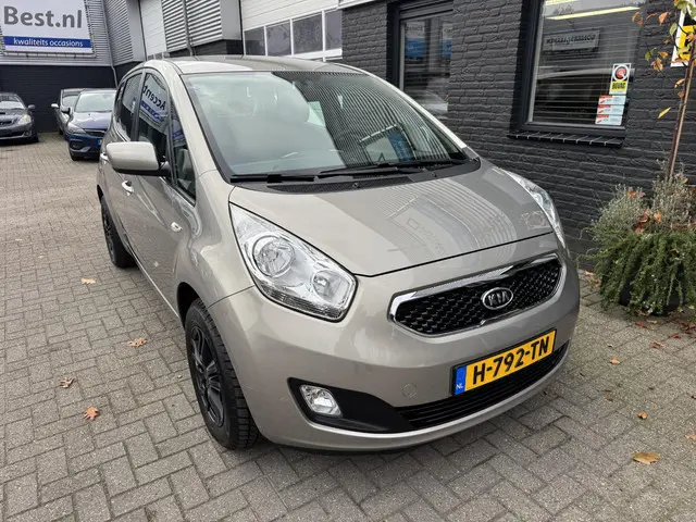 Kia Venga 1.4 CVVT Plus Pack 2012 Benzine 3