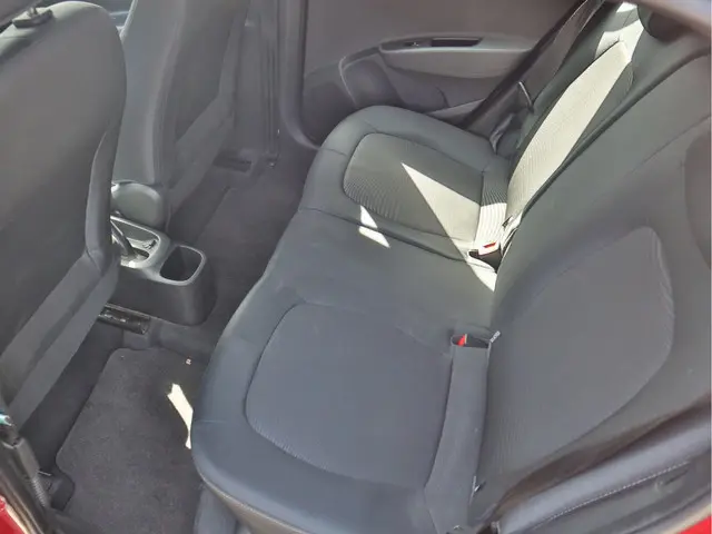 Hyundai i10 1.0i Comfort 2019 Benzine 23