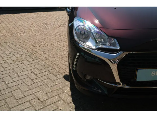 DS DS 3 3 PT 82 So Chic 2016 Benzine 6