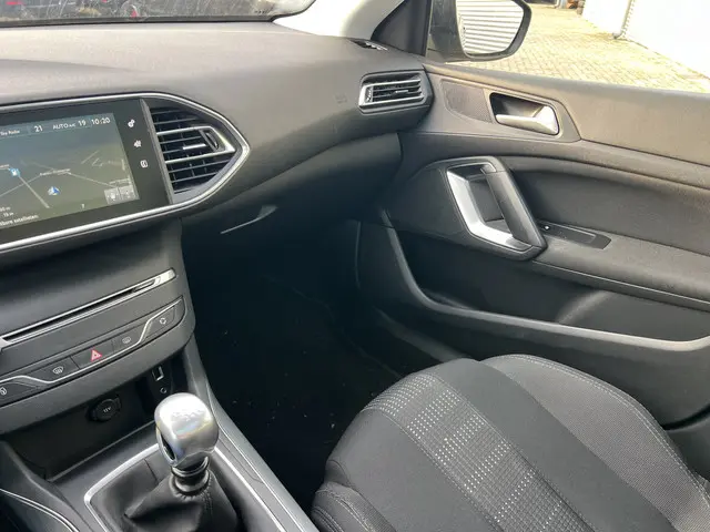 Peugeot 308 SW 1.2 PureTech Allure 2016 Benzine 6