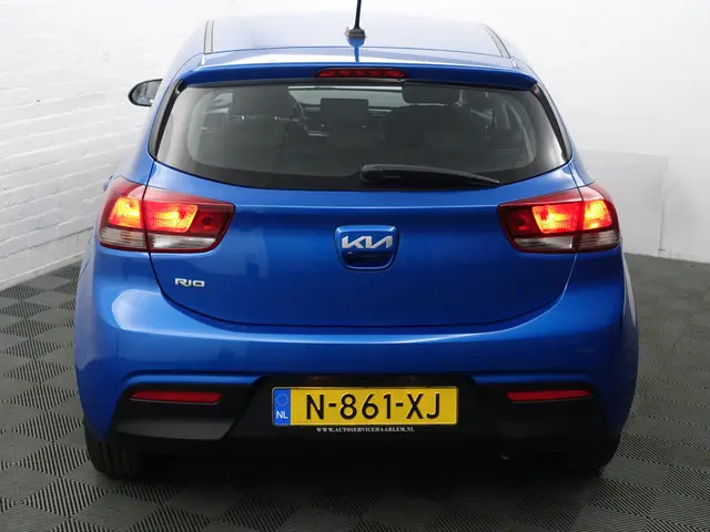 Kia Rio 1.0 T-GDi MHEV DynamicLine- 2022 Hybride Benzine 24