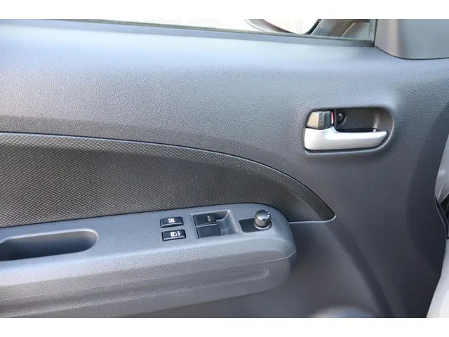 Opel Agila 1.0 Edition Trekhaak 2013 Benzine 18