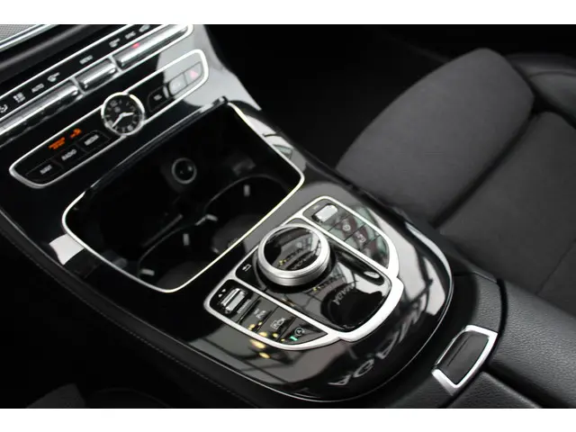 Mercedes-Benz E-Klasse Estate 200 Premium 2018 Benzine 13