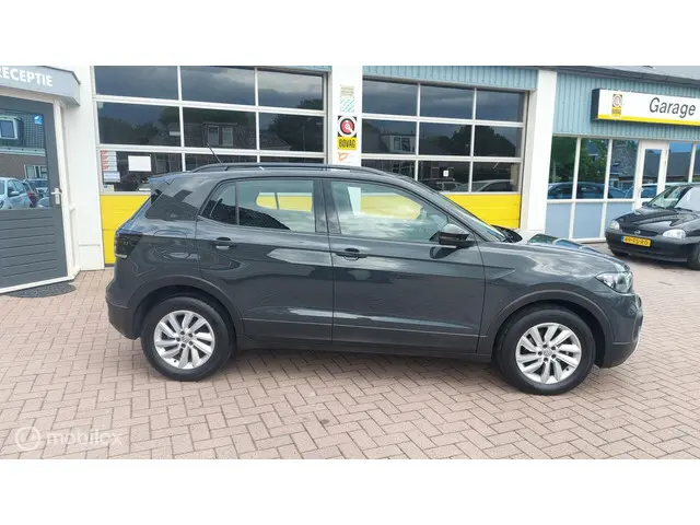 Volkswagen T-Cross 1.0 TSI Life Business 2020 Benzine 2