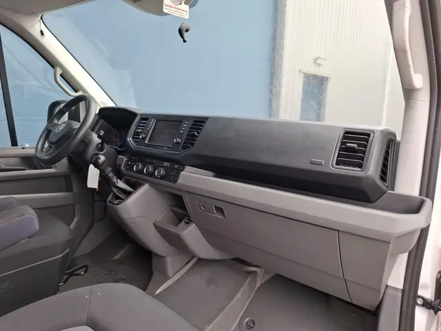Volkswagen Crafter 35 2.0 TDI L3H3 Trendline 2018 Diesel 29