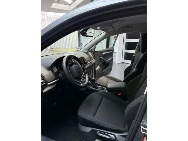 Škoda Karoq 1.0 TSI Business Edition 2021 Benzine 9