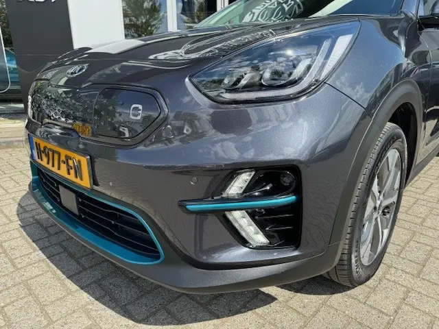 Kia e-Niro ExecutiveLine 64 kWh 2020 Elektrisch 6