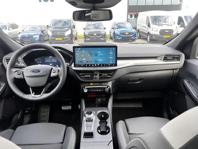 Ford Kuga 2.5 PHEV Sound Edition 2025 Hybride Benzine 8