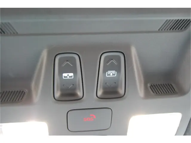 Ford Kuga 2.5 PHEV ST-Line X 225PK 2022 Hybride Benzine 46