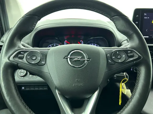 Opel Combo 1.5D L1H1 130pk Automaat Edition 2023 Diesel 32