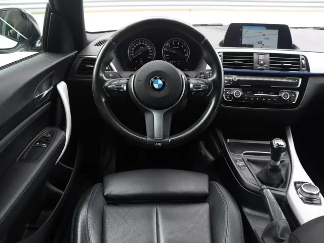 BMW 1 Serie 3-deurs 116i 2018 Benzine 9