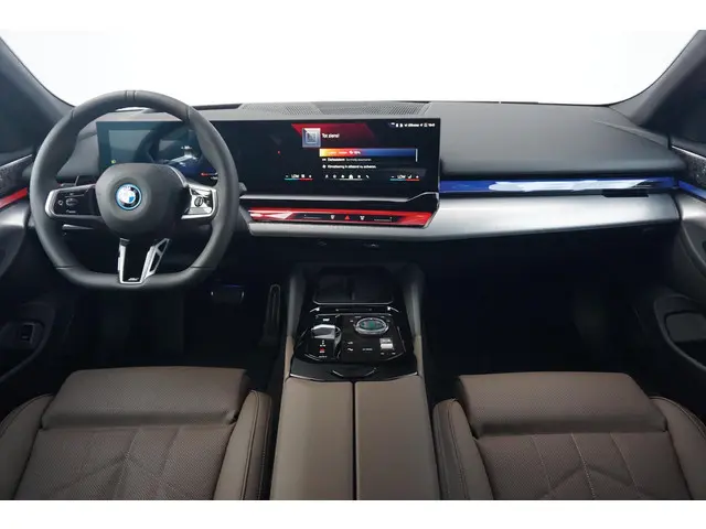 BMW i5 eDrive40 2025 Elektrisch 7
