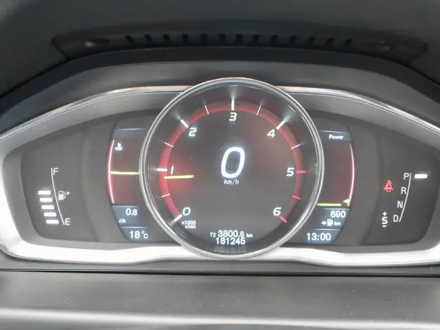 Volvo V70 D2 Nordic+ Automaat 2014 Diesel 6