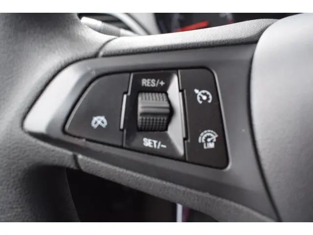 Opel KARL 1.0 ecoFLEX Edition 2015 Benzine 14