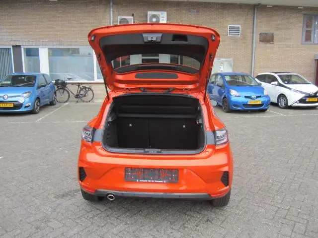 Renault Clio 1.0 TCe 90 Techno+Pack Winter 2024 Benzine 6