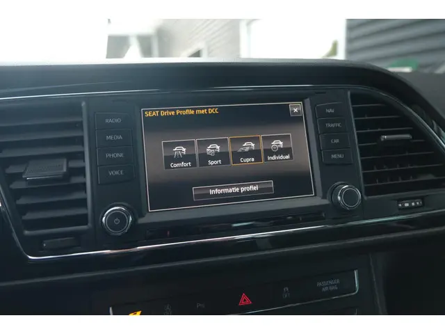 SEAT Leon ST Cupra 265pk Led Navi Pdc 2016 Benzine 22