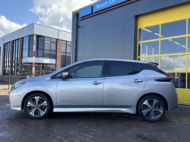 Nissan Leaf N-Connecta 40 kWh 2019 Elektrisch 2