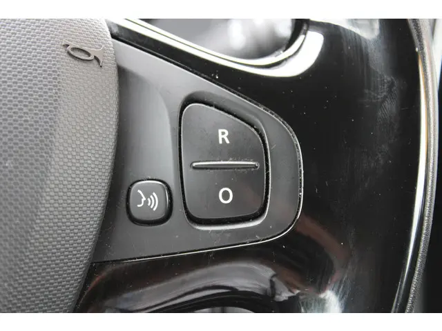 Renault Captur TCe 90 Dynamique 2015 Benzine 16