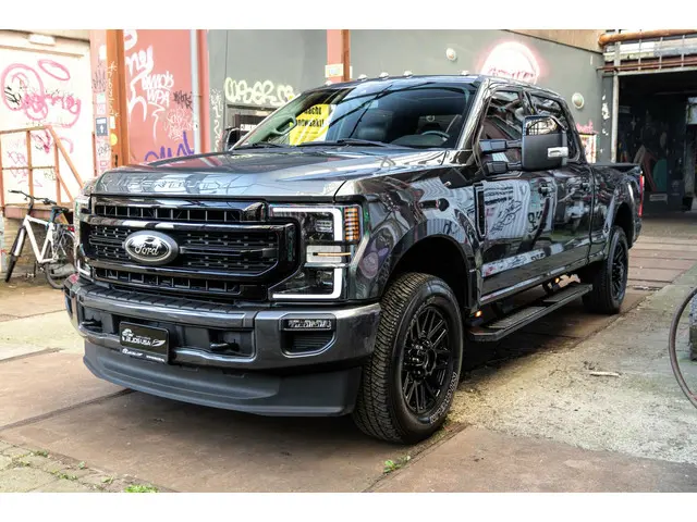 Ford F-250 USA Lariat 2021 Benzine 3