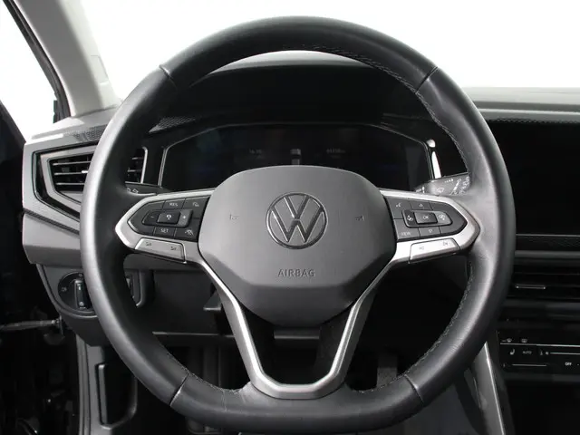 Volkswagen Polo 1.0 TSI Life DSG Automaat 2022 Benzine 20