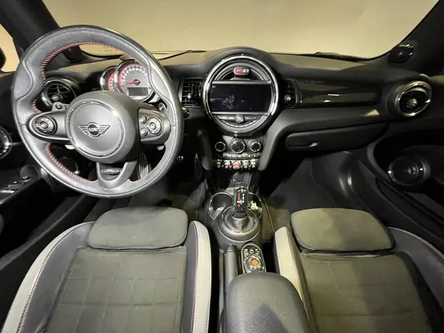 MINI Cooper Mini 2.0 John Works Chili 2019 Benzine 16