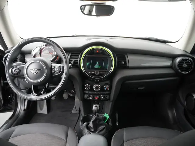 MINI Cooper Salt 2020 Benzine 12