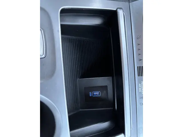 Hyundai Kona EV Comfort 64 kWh 2020 Elektrisch 25