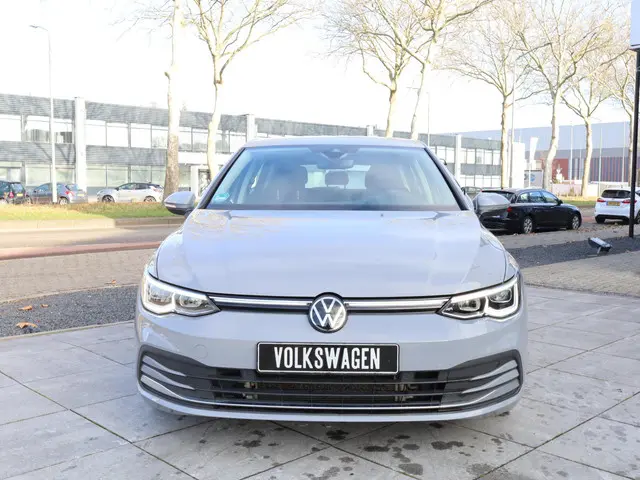 Volkswagen Golf 1.4 eHybrid PHEV 2022 Hybride Benzine 22
