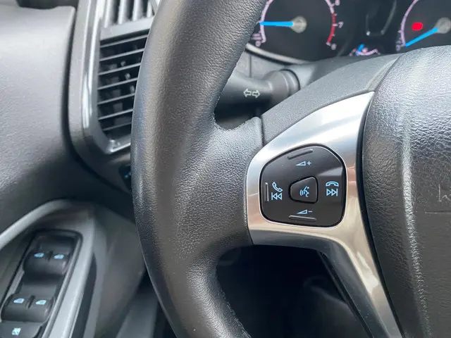 Ford EcoSport 1.0 EcoBoost Titanium 2015 Benzine 17