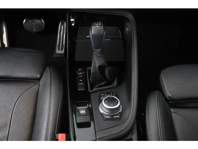 BMW X2 xDrive25e Executive M-Sport 2021 Hybride Benzine 26
