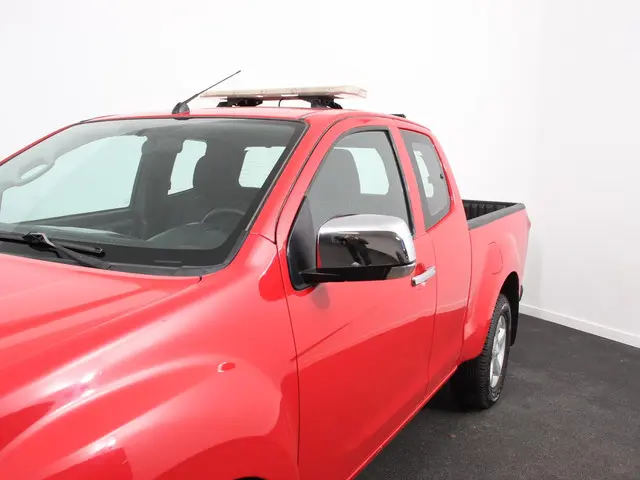Isuzu D-Max 2.5 Extended Cab Automaat 4*4 2016 Diesel 24