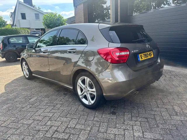 Mercedes-Benz A-Klasse 180 Prestige 2013 Benzine 3