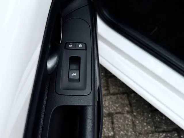 Volkswagen up! 1.0 move up! BlueMotion 2012 Benzine 12