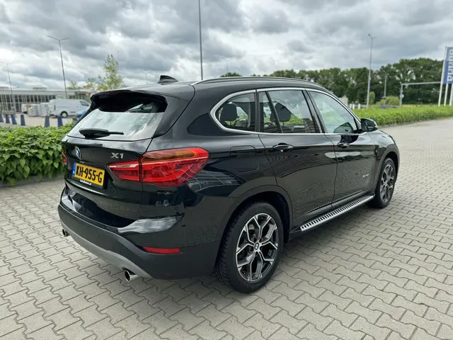 BMW X1 3